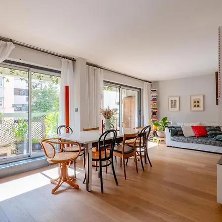 Veeve - Mid-century Maestro * Párizs