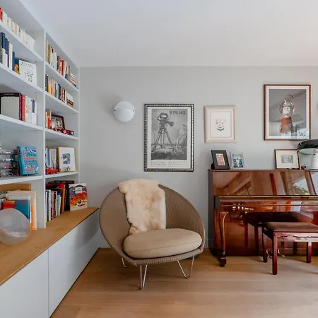 Veeve - Mid-century Maestro Paris