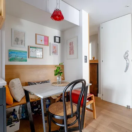 Veeve - Mid-century Maestro