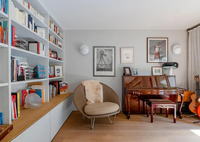 Veeve - Mid-century Maestro Paris