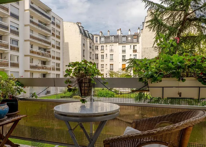 Appartement Veeve - Mid-century Maestro Paris