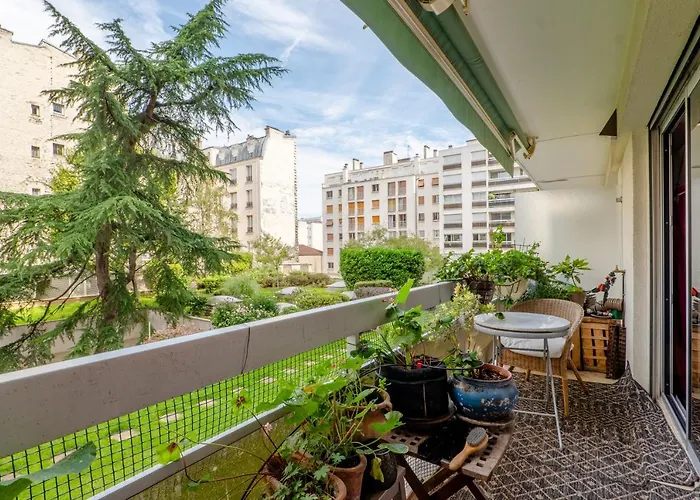 Veeve - Mid-century Maestro Paris